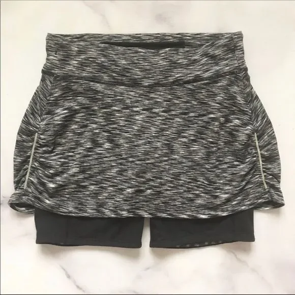 ATHLETA black space dye contenders 2-in - 1 skirt - Picture 2 of 6